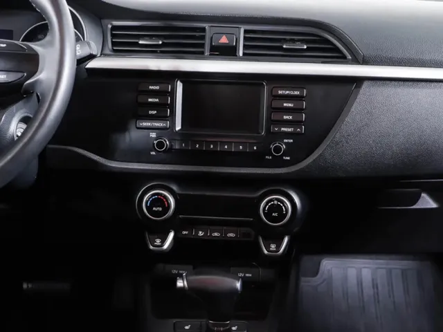 Kia Rio, IV — фото 18