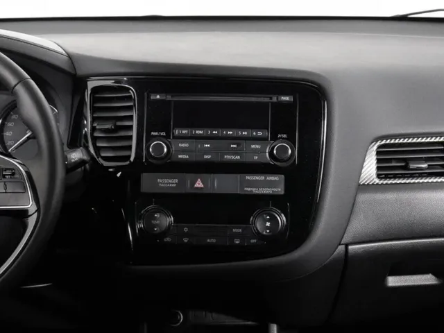 Mitsubishi Outlander, III Рестайлинг 2 — фото 11