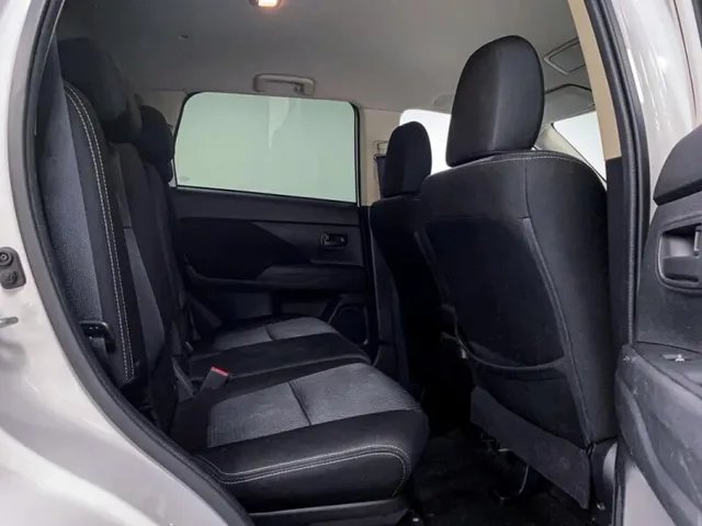 Mitsubishi Outlander, III Рестайлинг 2 — фото 15