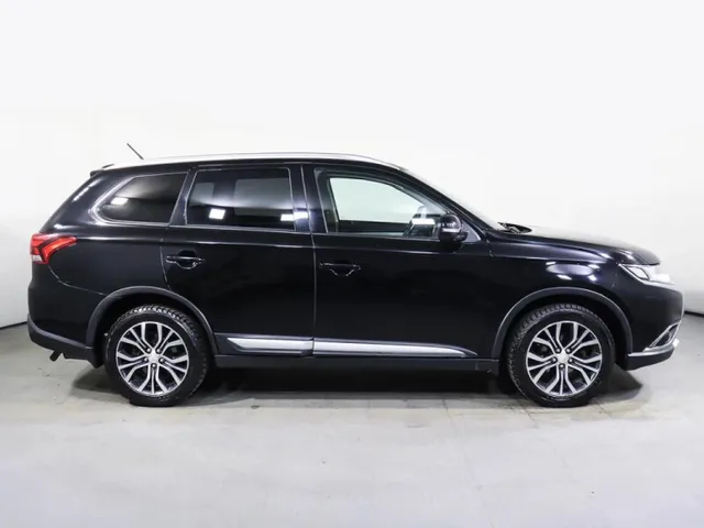Mitsubishi Outlander, III Рестайлинг 2 — фото 4
