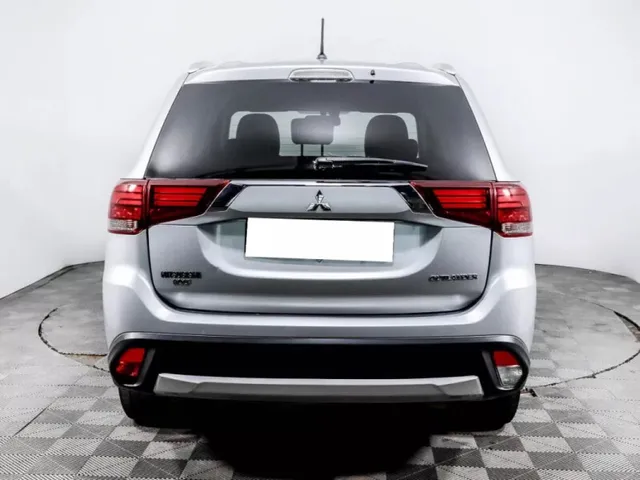 Mitsubishi Outlander, III Рестайлинг 2 — фото 5