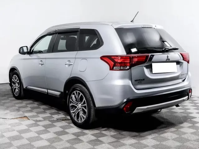 Mitsubishi Outlander, III Рестайлинг 2 — фото 6