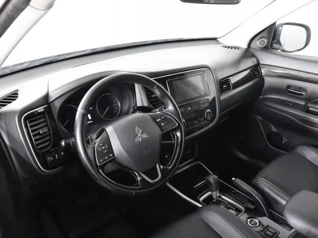 Mitsubishi Outlander, III Рестайлинг 2 — фото 9