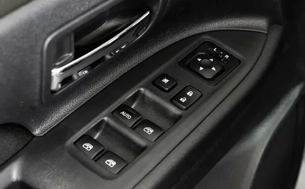 Mitsubishi Outlander, III Рестайлинг 2 — фото 18