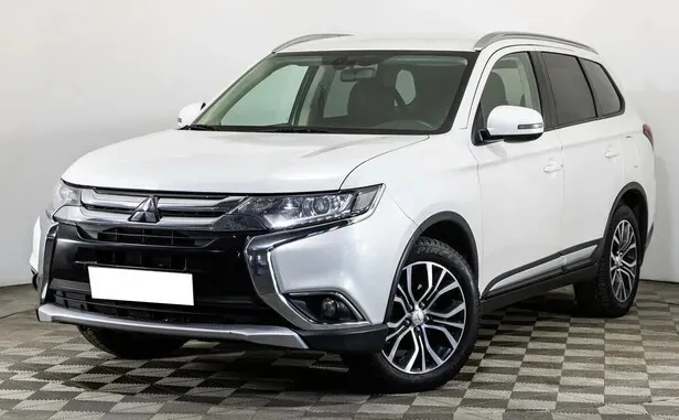 Mitsubishi Outlander, III Рестайлинг 2 — фото 1
