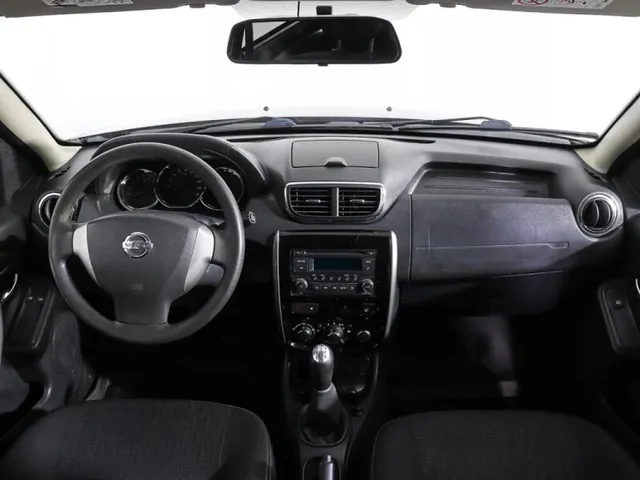 Nissan Terrano, III (D10) — фото 12