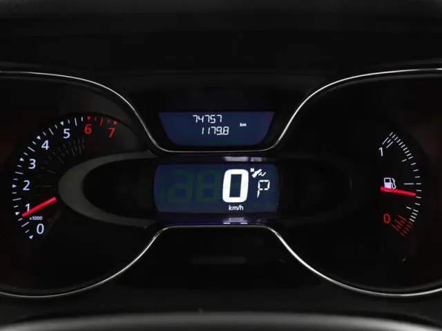 Renault Kaptur, I — фото 10