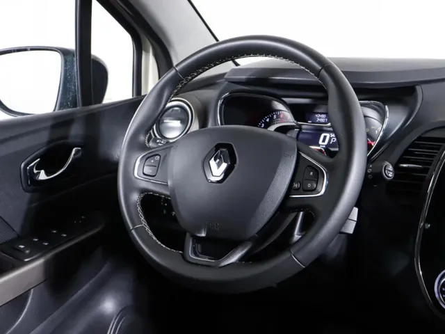 Renault Kaptur, I — фото 19