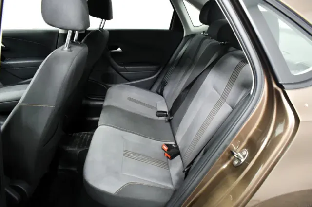 Volkswagen Polo, V Рестайлинг — фото 13