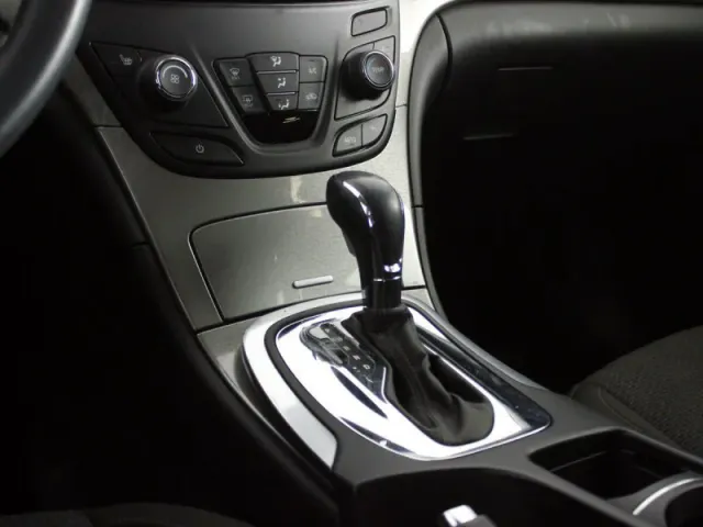 Opel Insignia, I Рестайлинг — фото 9