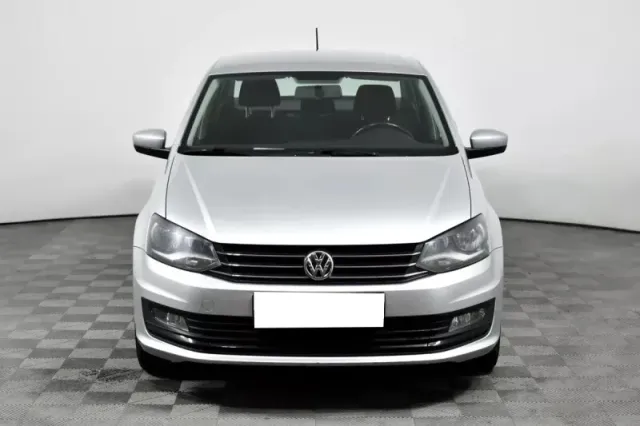 Volkswagen Polo, V Рестайлинг — фото 2