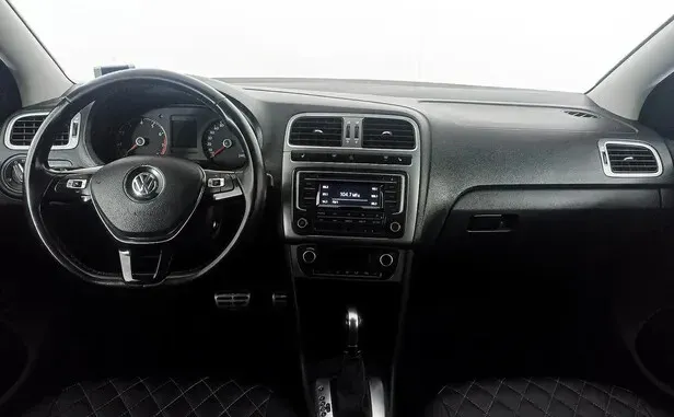 Volkswagen Polo, V Рестайлинг — фото 5