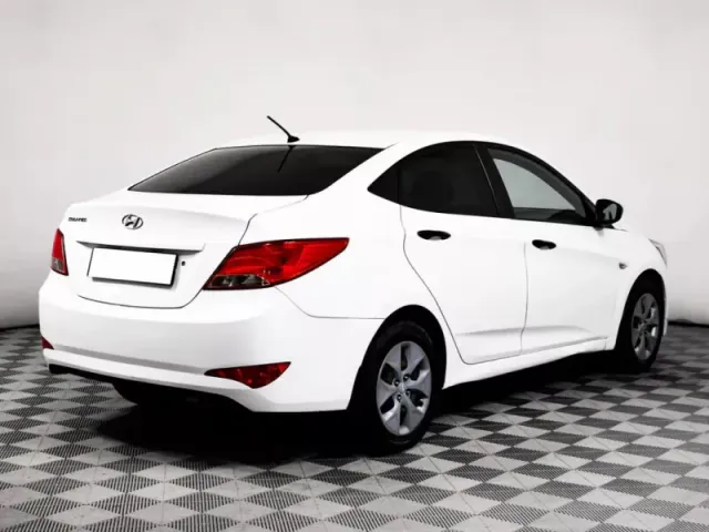 Hyundai Solaris, I Рестайлинг — фото 5