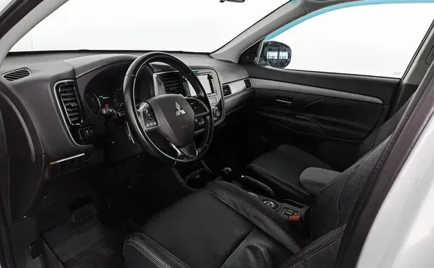 Mitsubishi Outlander, III Рестайлинг — фото 6
