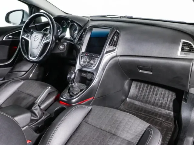 Opel Astra, J Рестайлинг — фото 8