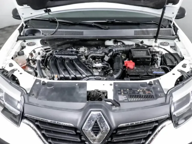 Renault Logan, II Рестайлинг — фото 23