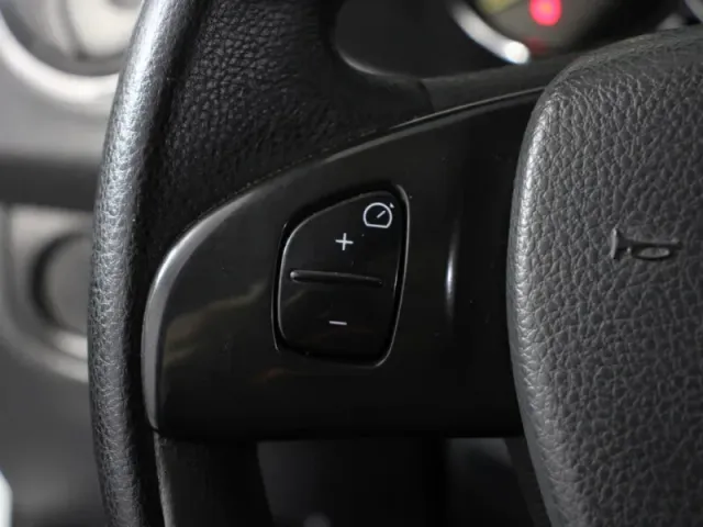 Renault Logan, II — фото 14