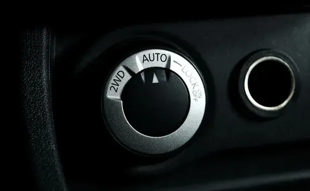 Renault Duster, I — фото 8