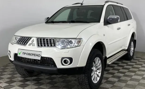 Mitsubishi Pajero Sport, II — фото 1