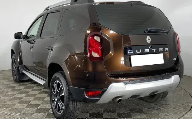 Renault Duster, I Рестайлинг — фото 4