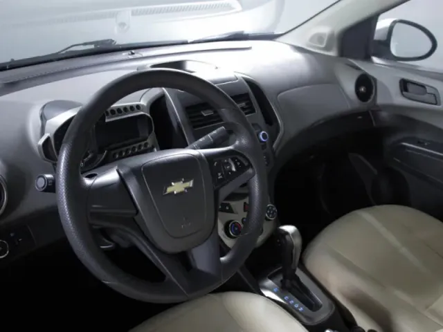 Chevrolet Aveo, II — фото 15