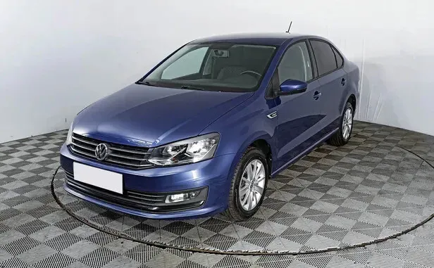 Volkswagen Polo, V Рестайлинг — фото 1