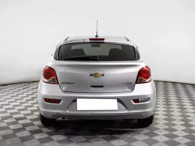 Chevrolet Cruze, I Рестайлинг — фото 4