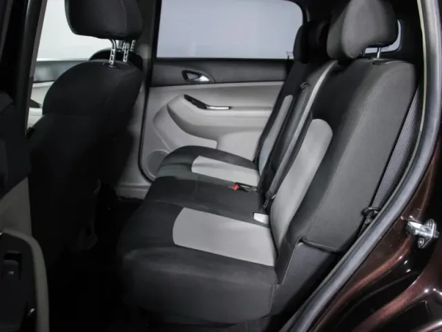 Chevrolet Orlando — фото 8