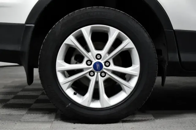 Ford Kuga, II — фото 10