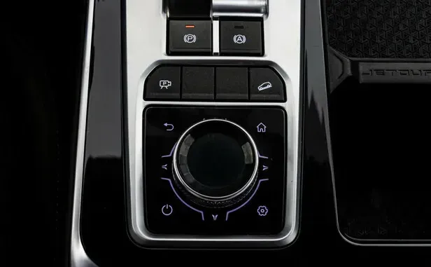 Jetour X90 PLUS — фото 14