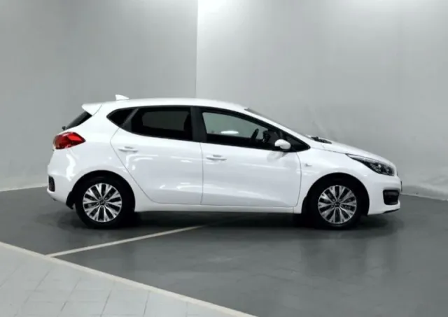 Kia Ceed, II Рестайлинг — фото 3