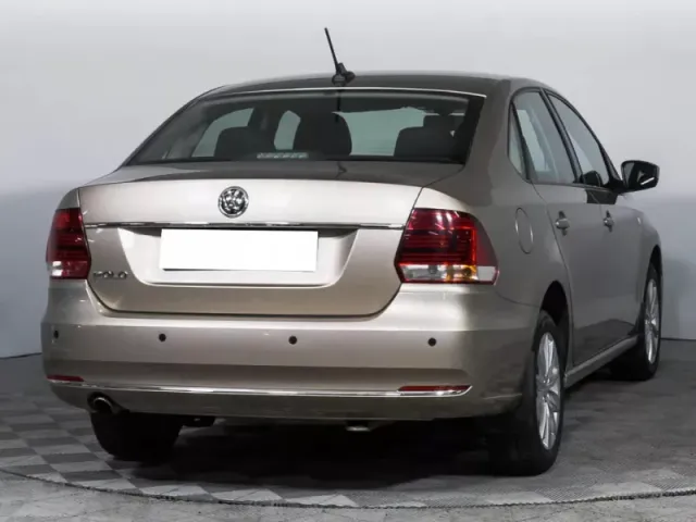Volkswagen Polo, V Рестайлинг — фото 5
