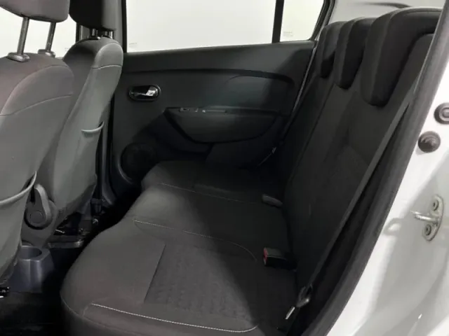 Renault Logan, II Рестайлинг — фото 9