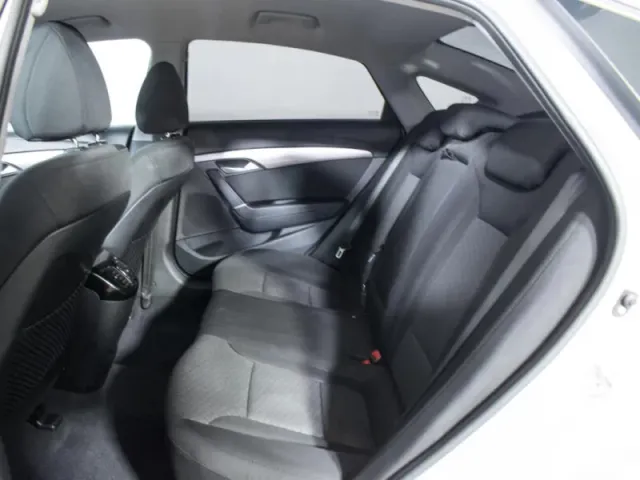 Hyundai i40, I — фото 10