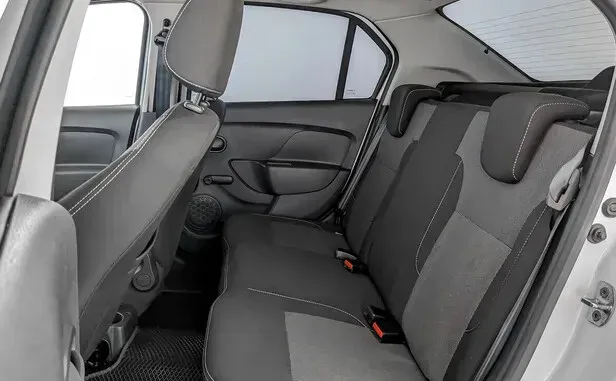 Renault Logan, II Рестайлинг — фото 6