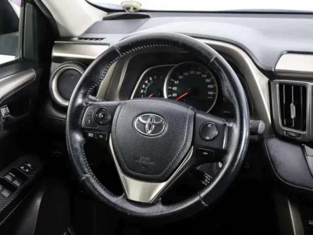 Toyota RAV4, IV (XA40) — фото 15