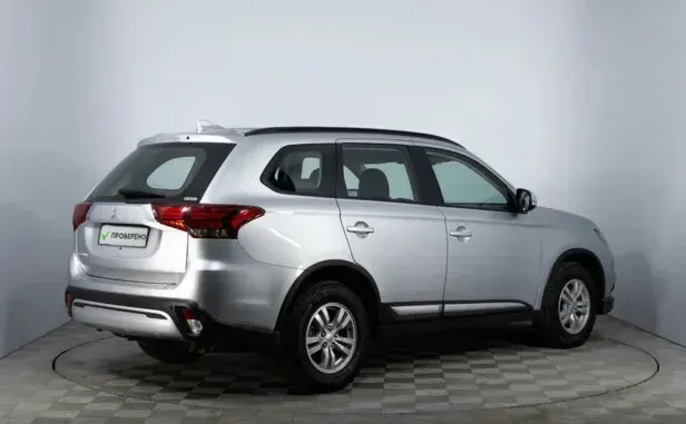 Mitsubishi Outlander, III Рестайлинг 3 — фото 2