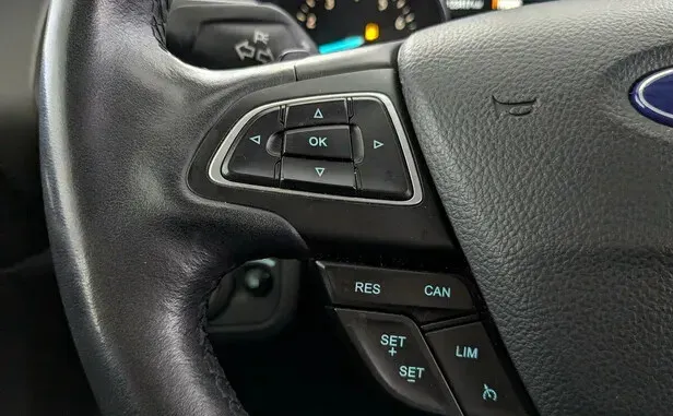 Ford Kuga, II Рестайлинг — фото 12