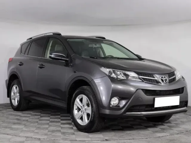 Toyota RAV4, IV (XA40) — фото 3