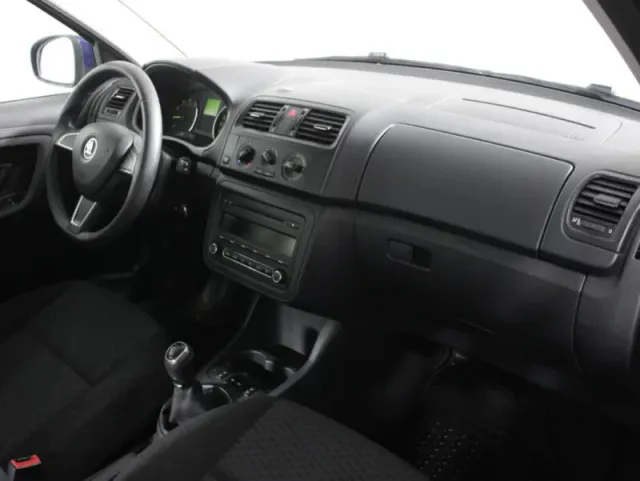 Skoda Fabia, II Рестайлинг — фото 10