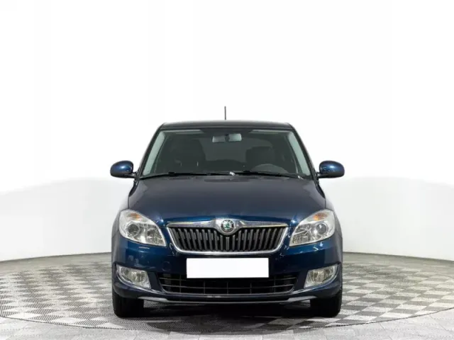Skoda Fabia, II Рестайлинг — фото 2
