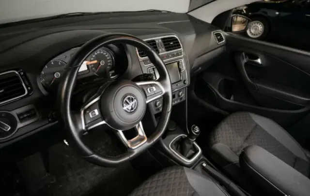 Volkswagen Polo, V Рестайлинг — фото 4