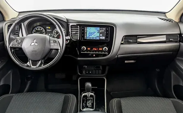 Mitsubishi Outlander, III Рестайлинг 3 — фото 8