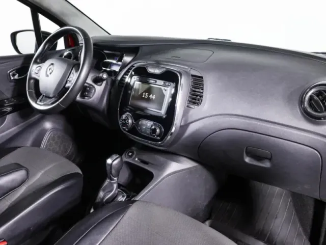 Renault Kaptur, I Рестайлинг — фото 9