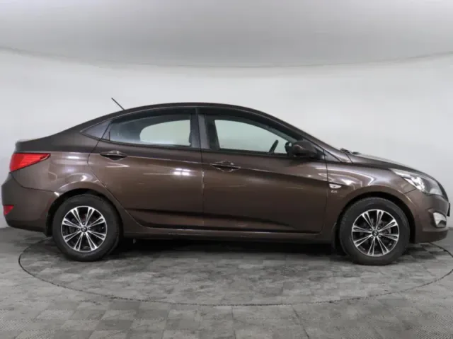 Hyundai Solaris, I Рестайлинг — фото 4
