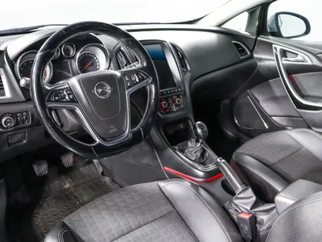 Opel Astra, J Рестайлинг — фото 13