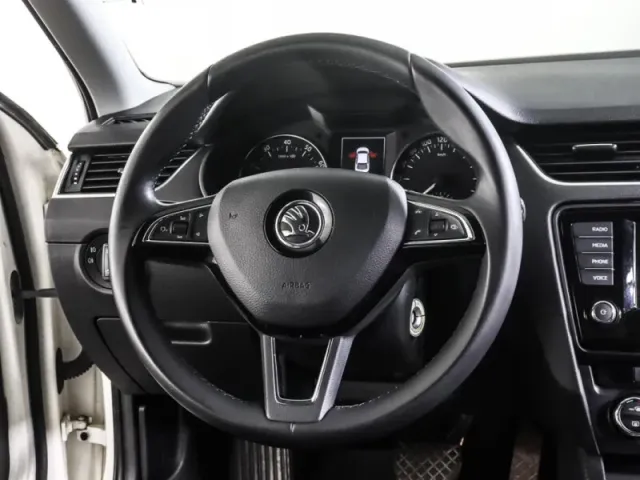 Skoda Octavia, III (A7) — фото 17
