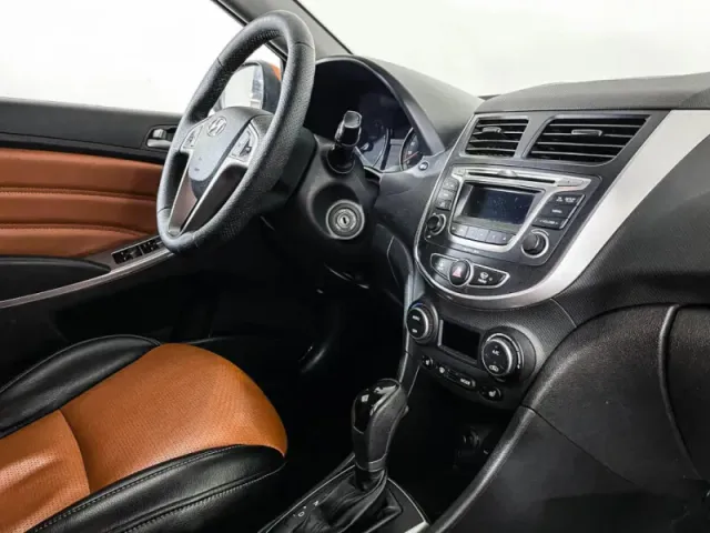 Hyundai Solaris, I Рестайлинг — фото 9