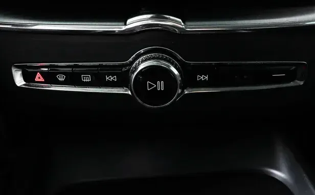 Volvo XC60, II — фото 12