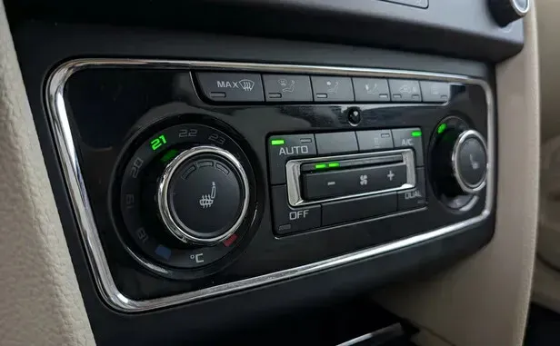 Skoda Superb, II Рестайлинг — фото 11
